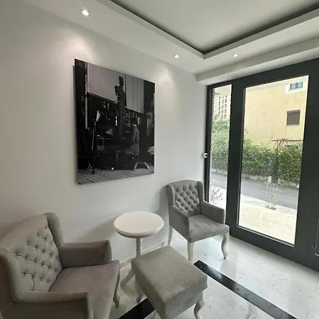 Apartment Elia - Great One Bedroom With Pool And Seaview Budva