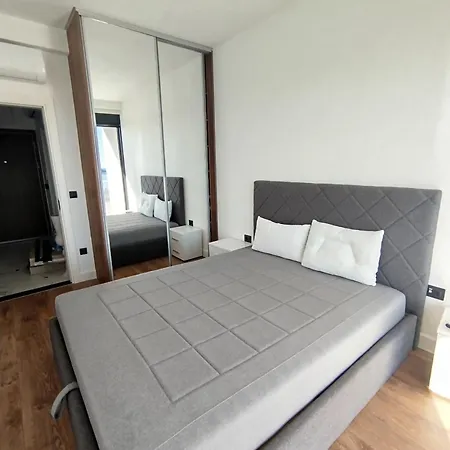 Apartment Elia - Great One Bedroom With Pool And Seaview *